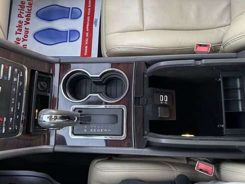 Used 2017 Lincoln Navigator L Reserve image 24