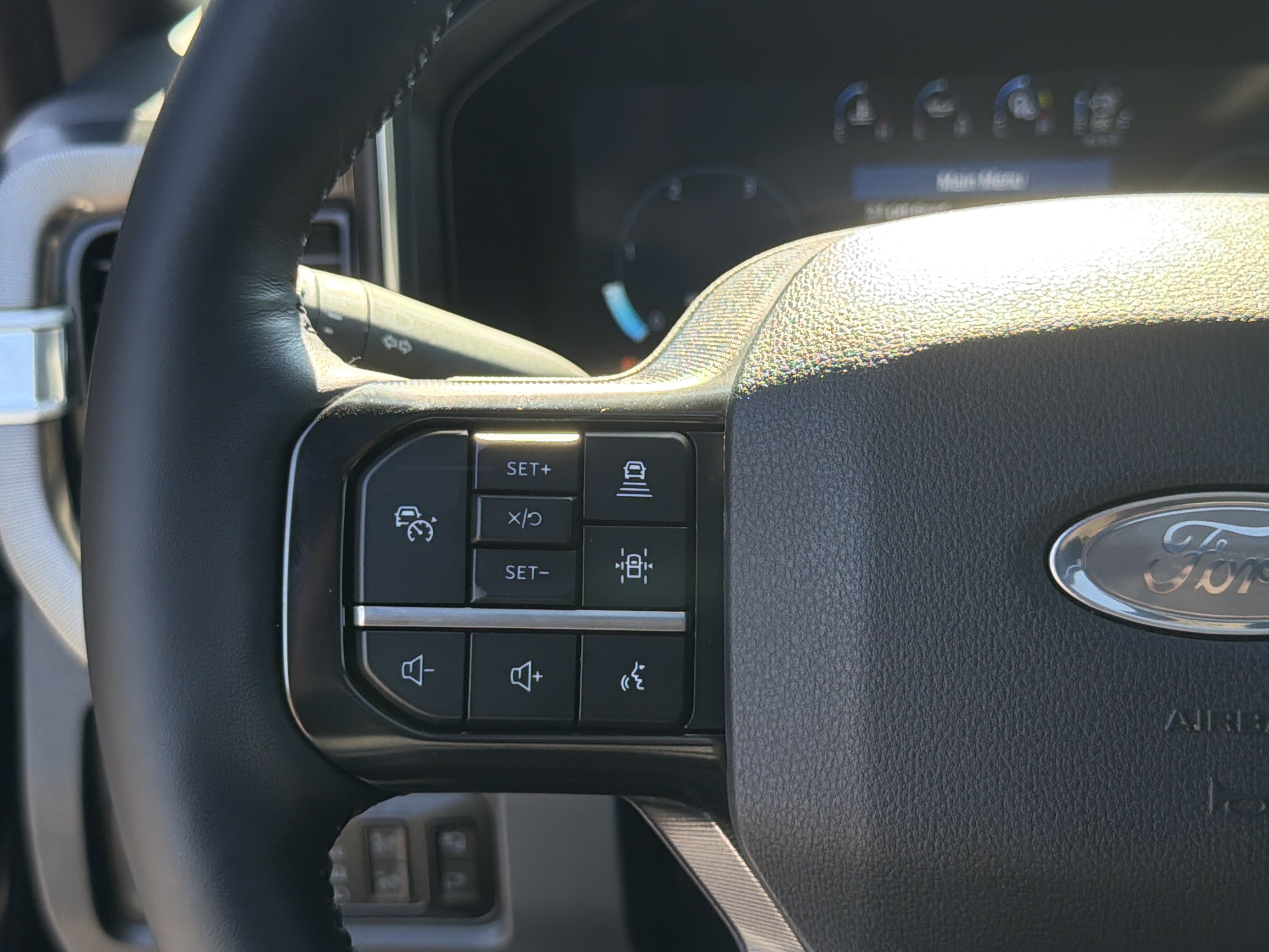 Used 2026 Ford F450 Platinum w/ FX4 Off-Road Package AWD/4WD image 33