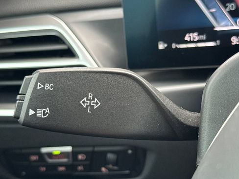 Used 2025 BMW 230i Coupe w/ Convenience Package image 31