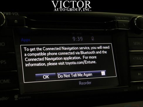 Used 2018 Toyota RAV4 XLE AWD/4WD image 30