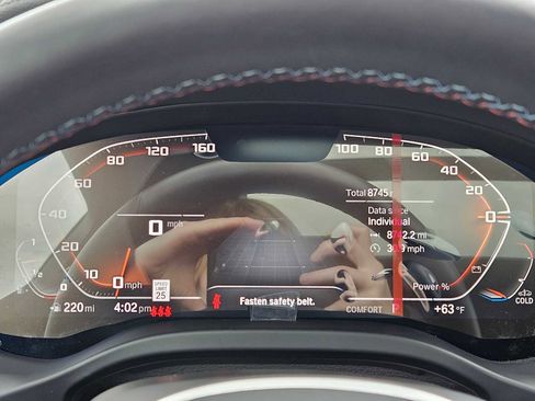 Used 2025 BMW X4 M40i w/ Premium Package image 27