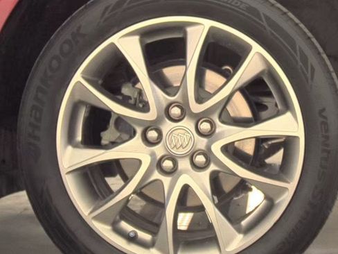Used 2020 Buick Envision Essence w/ Experience Buick Package AWD/4WD image 6