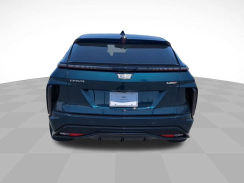 New 2026 Cadillac Lyriq V image 6
