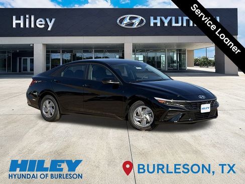 New 2026 Hyundai Elantra SE image 1