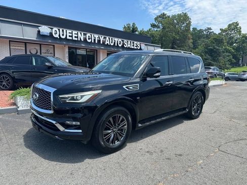 Used 2020 INFINITI QX80 Luxe w/ Proassist Package RWD image 2