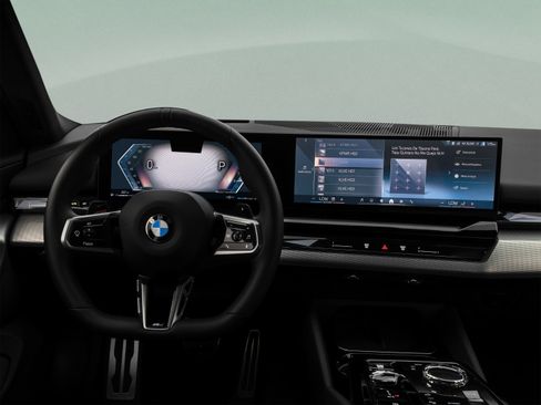 Used 2024 BMW 540i xDrive w/ Executive Package AWD/4WD image 39
