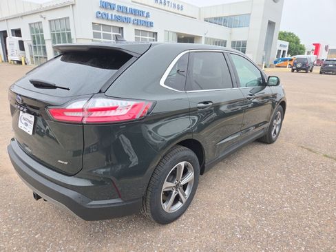 Certified 2023 Ford Edge SEL w/ Convenience Package AWD/4WD image 10