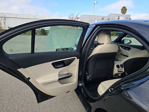 Used 2025 Mercedes-Benz C 300 Sedan image 18