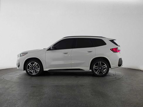 Used 2023 BMW X1 xDrive28i w/ M Sport Package AWD/4WD image 6
