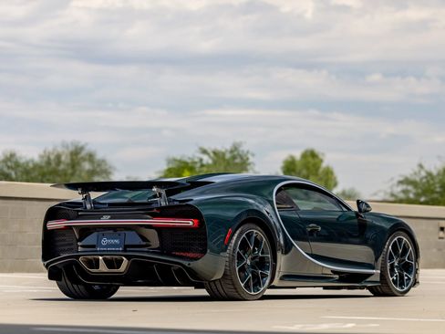 Used 2018 Bugatti Chiron image 7