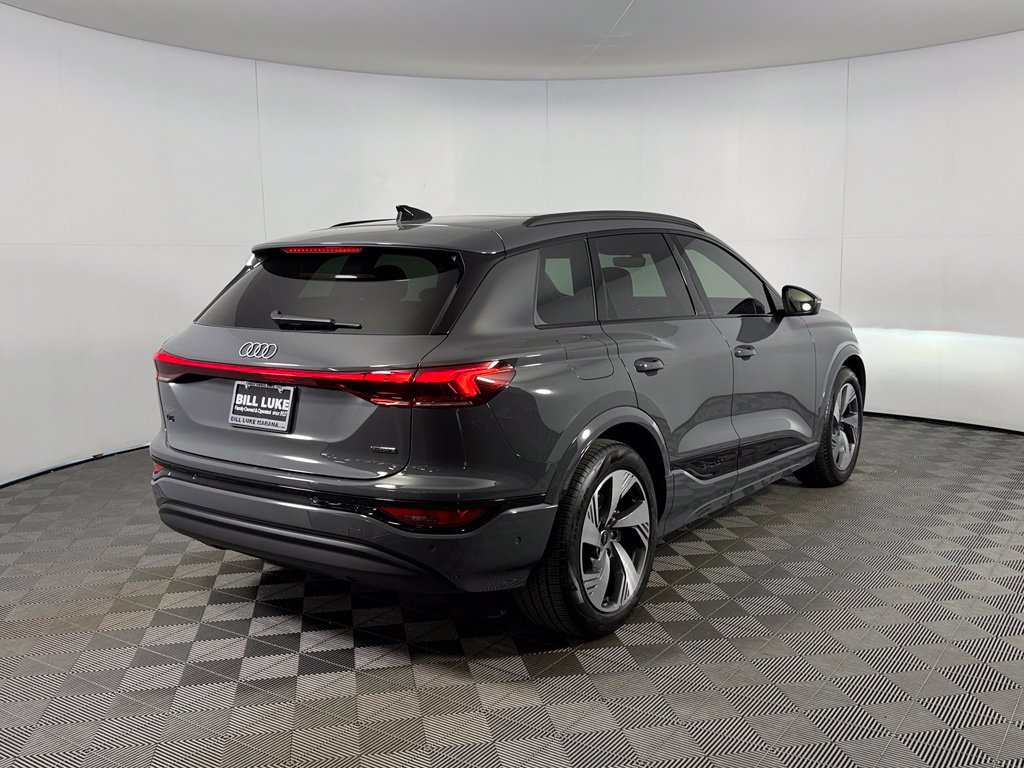 Used 2025 Audi Q6 e-tron Prestige w/ 20" Wheel Package AWD/4WD image 8