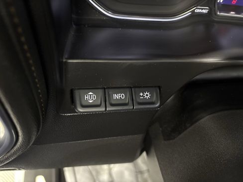 Used 2020 GMC Sierra 1500 AT4 w/ AT4 Premium Package image 22