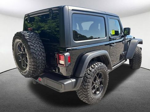 Used 2025 Jeep Wrangler Sport AWD/4WD image 14