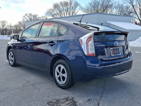 Used 2013 Toyota Prius Three image 5