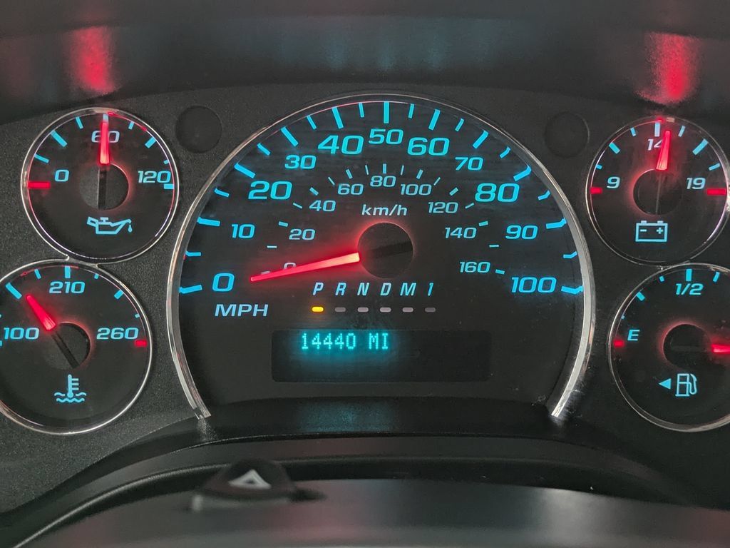 Used 2025 GMC Savana 2500 w/ Driver Convenience Package RWD image 24
