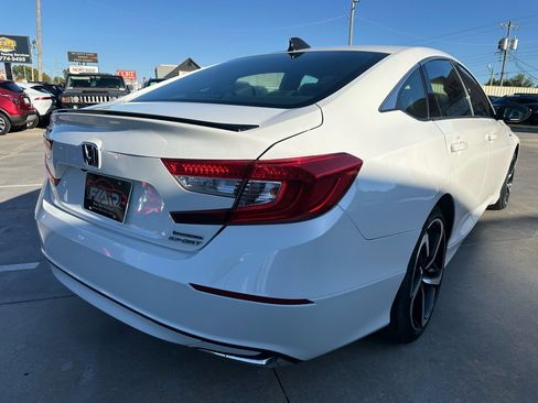 Used 2022 Honda Accord Sport image 7