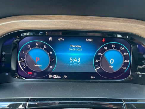 New 2026 Volkswagen Atlas SE image 9