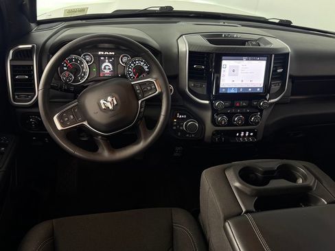 Used 2025 RAM 1500 Big Horn AWD/4WD image 13