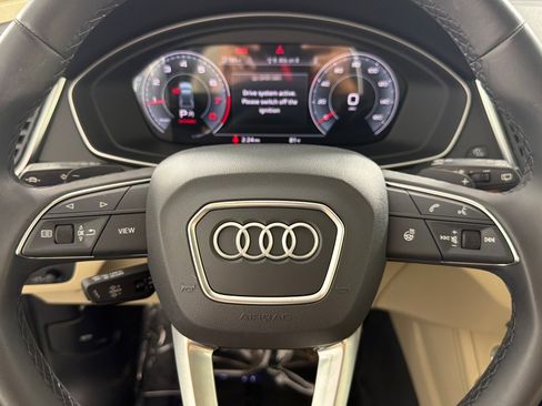 Used 2023 Audi Q5 2.0T Premium Plus w/ Premium Plus Package AWD/4WD image 22