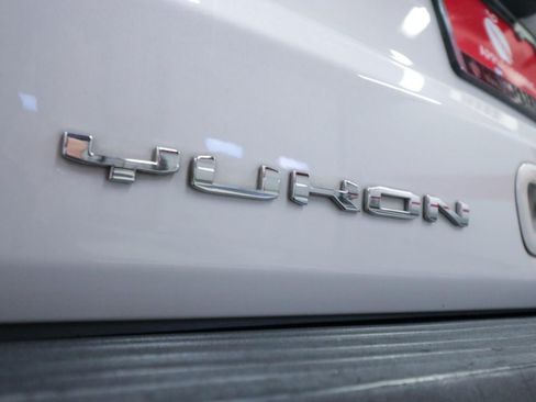 Used 2021 GMC Yukon XL Denali AWD/4WD image 34