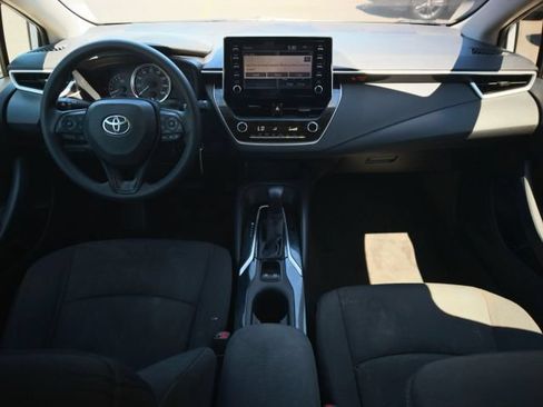 Used 2020 Toyota Corolla LE FWD image 30