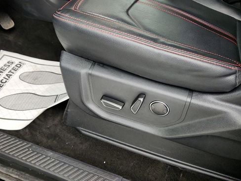 Used 2022 Ford Expedition Max Limited image 12