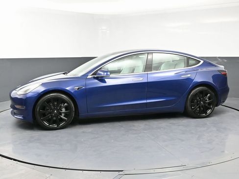Used 2020 Tesla Model 3 Long Range image 5