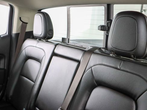 Used 2022 Chevrolet Colorado LT w/ Luxury Package image 25