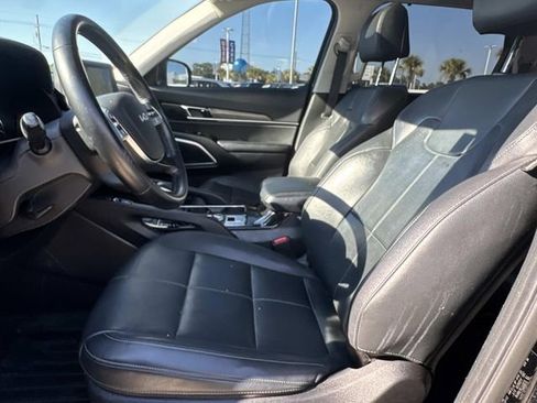 Used 2022 Kia Telluride EX w/ EX Premium Package image 14