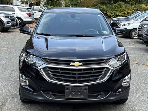 Used 2018 Chevrolet Equinox LT image 2