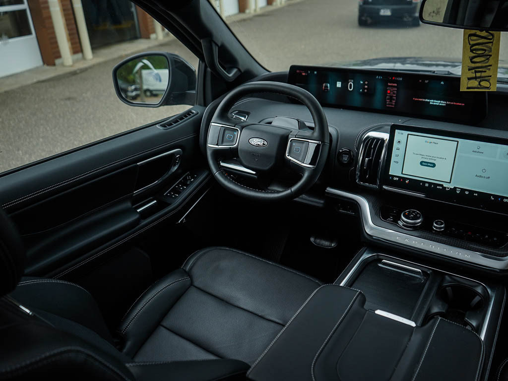 New 2026 Ford Expedition Max Platinum w/ Stealth Appearance Package AWD/4WD image 16
