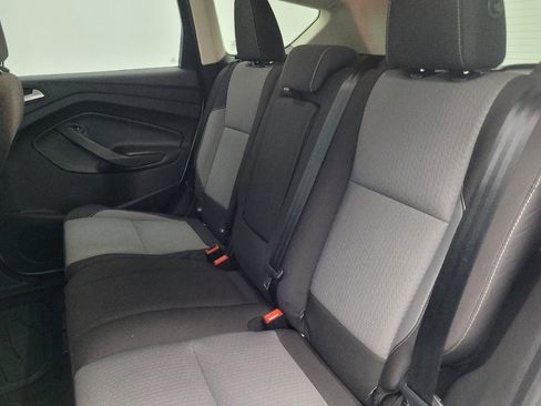 Used 2018 Ford Escape SE image 18