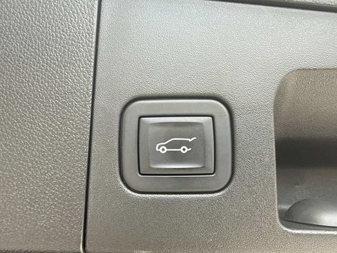 Certified 2025 Cadillac XT4 Premium Luxury AWD/4WD image 55
