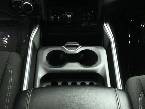 Used 2022 RAM 1500 Big Horn AWD/4WD image 39