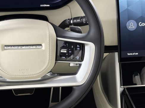 New 2026 Land Rover Range Rover Long Wheelbase SE image 12