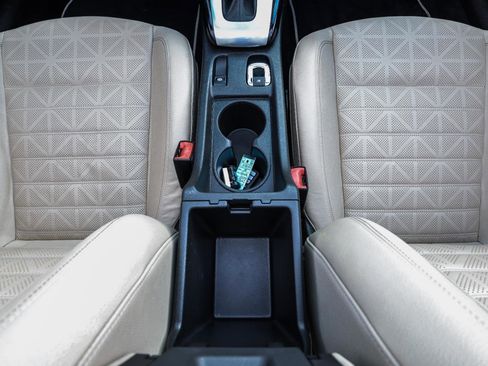 Used 2016 Buick Cascada Premium image 30