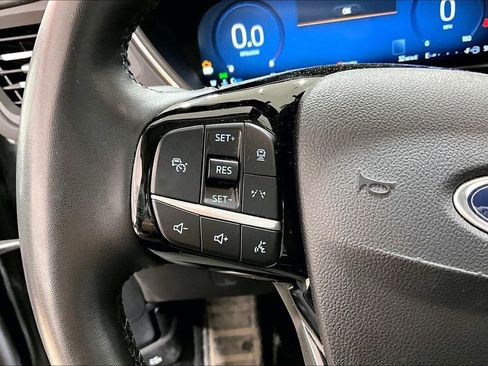 Used 2024 Ford Escape Platinum AWD/4WD image 19