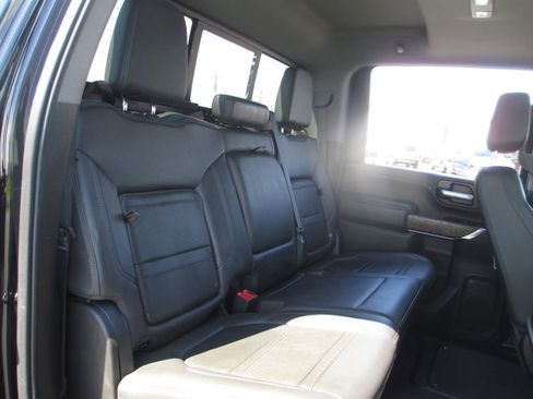 Used 2021 GMC Sierra 2500 Denali w/ Denali Ultimate Package AWD/4WD image 25