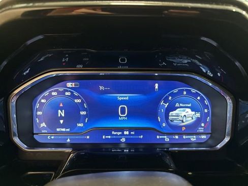 Used 2024 Chevrolet Silverado 1500 LTZ w/ Z71 Off-Road Package image 21