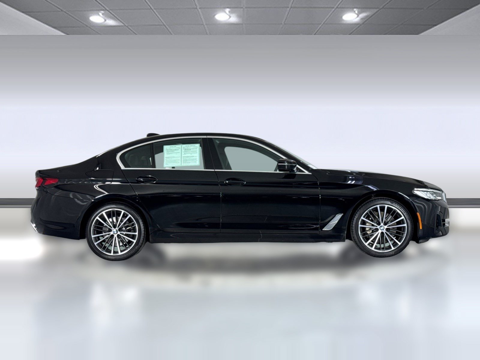 Used 2023 BMW 530i w/ Convenience Package RWD image 8