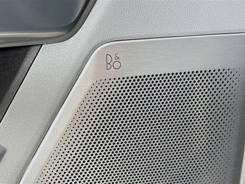 Used 2024 Ford F350 Limited w/ FX4 Off-Road Package image 23