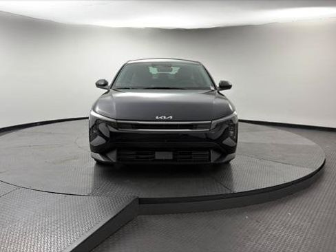 Used 2025 Kia K4 FWD image 12