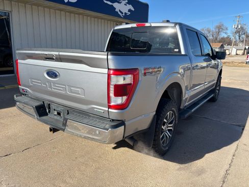 Used 2021 Ford F150 Lariat w/ Equipment Group 501A Mid image 3