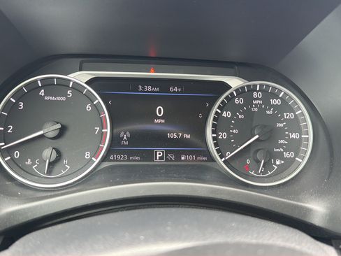 Certified 2024 Nissan Sentra SV FWD image 10
