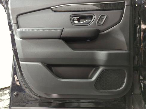 Certified 2024 Honda Pilot Elite image 9