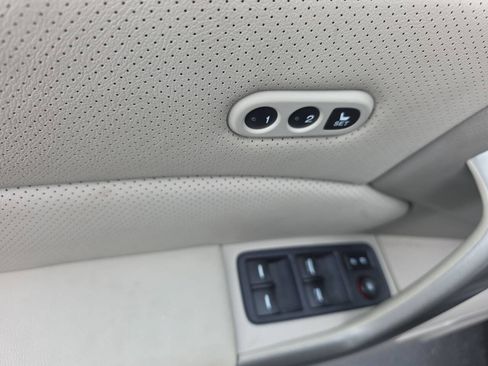 Used 2011 Acura RDX SH-AWD image 9