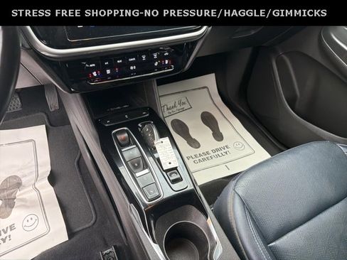 Used 2023 Chevrolet Bolt EUV LT w/ Convenience Package image 20