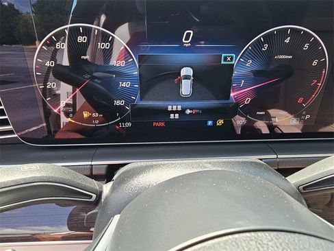 Used 2025 Mercedes-Benz GLE 350 4MATIC image 23