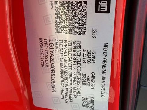 Used 2024 Chevrolet Corvette Stingray Coupe w/ Z51 Performance Package RWD image 15