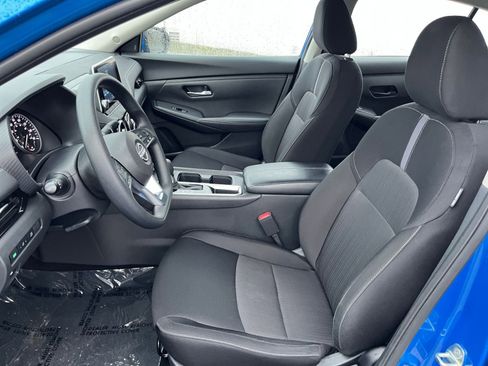 Used 2025 Nissan Sentra SV image 34